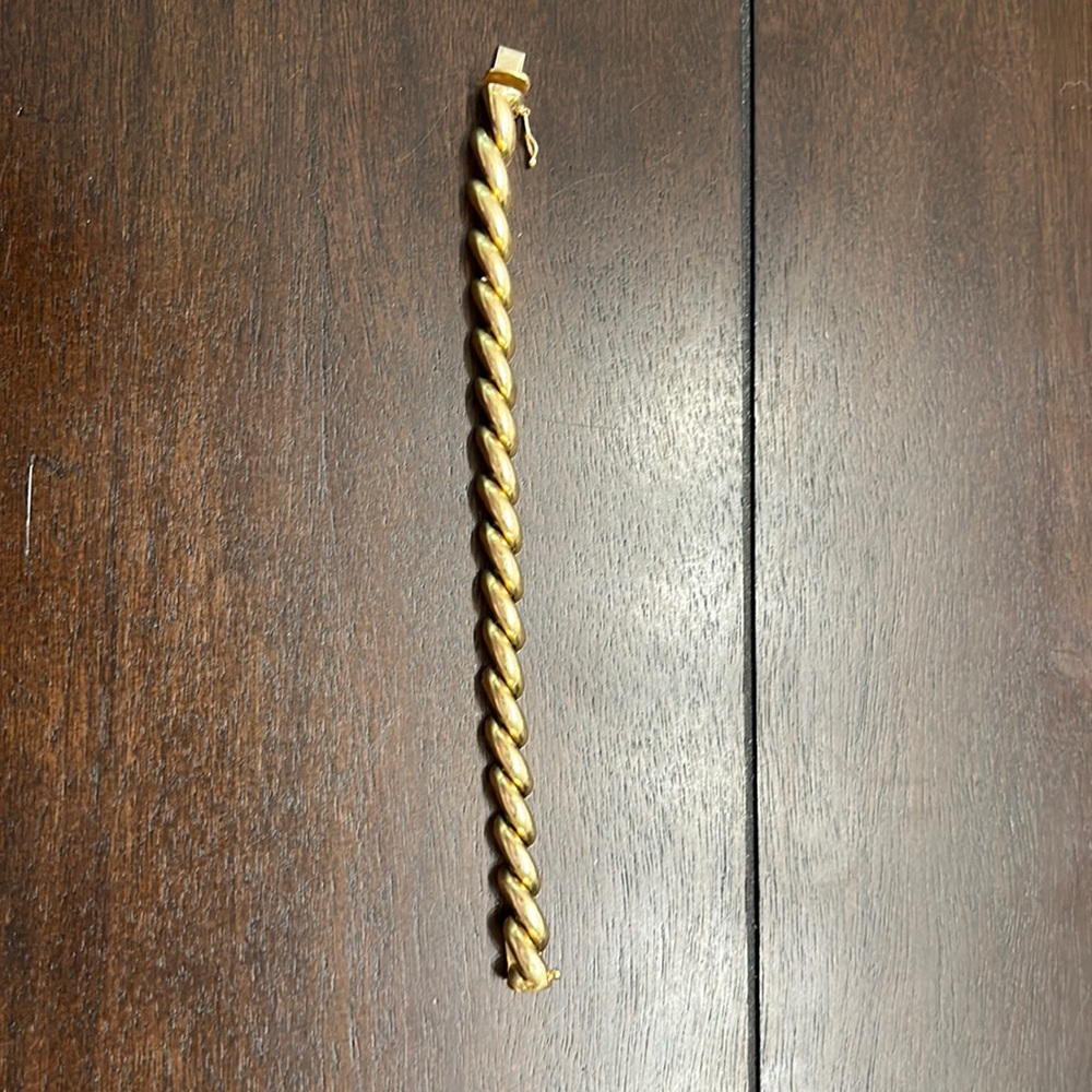17 link bracelet 14k
